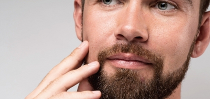 Calvície na barba afeta a autoestima de muitos homens, mas tem solução