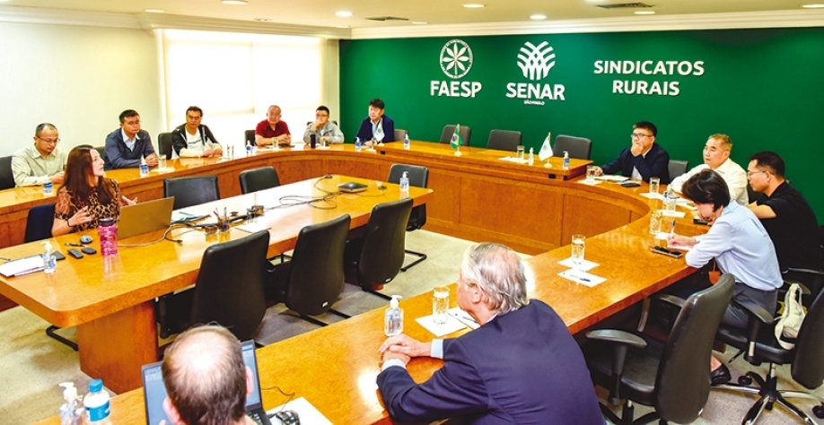 EVENTO - Faesp apresenta agricultura irrigada no Brasil à comitiva chinesa