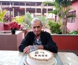 Ontem, o patriarca Elio comemorou 89 anos